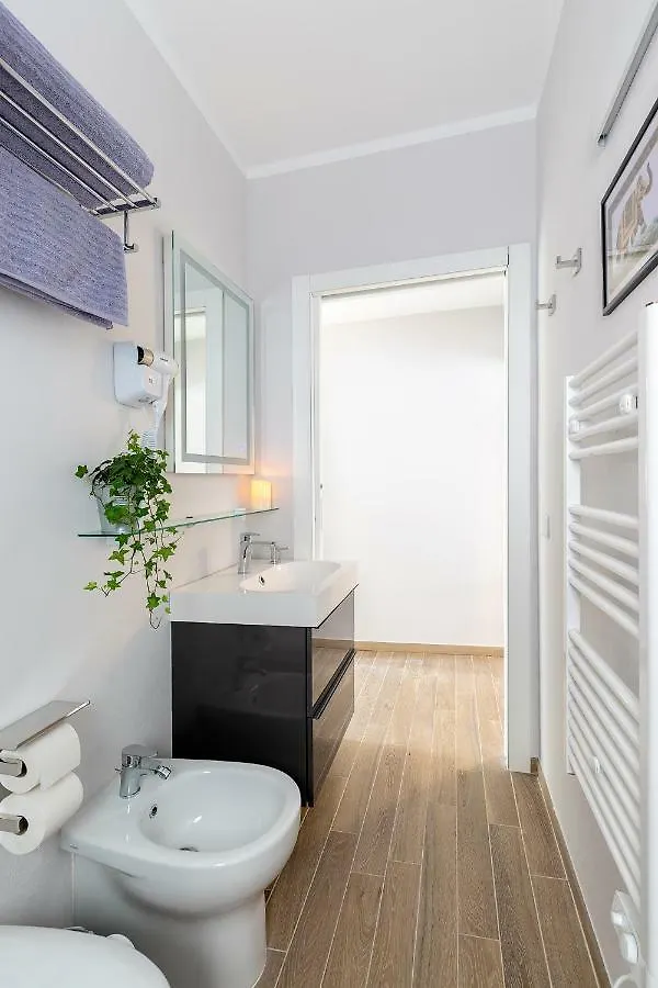 Milky House Milan Apartment